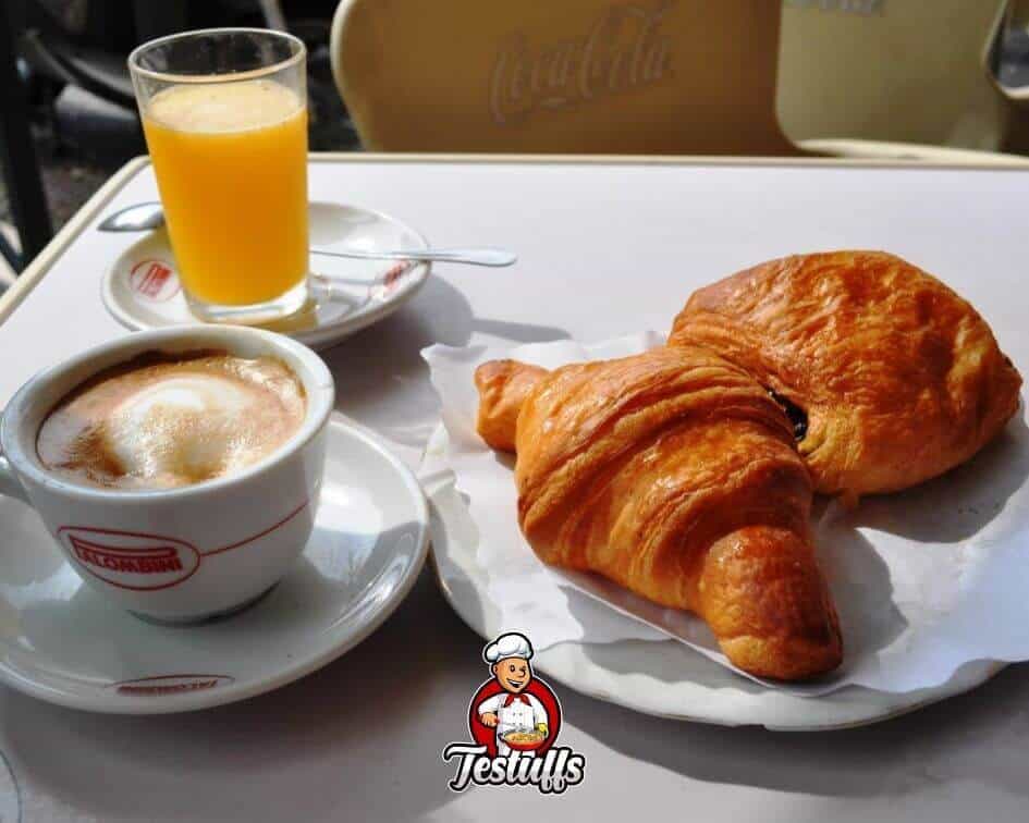 traditional italian breakfast